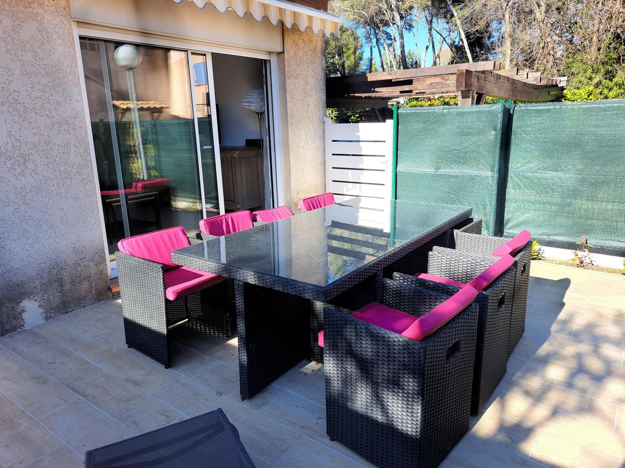 Maisonnette Au Milieu Des Pins Mougins Extérieur photo